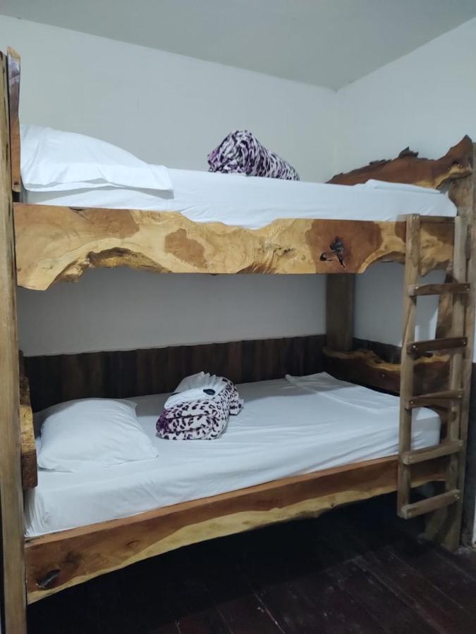 Hostal Casa Madrigal Hotel ฟิลานเดีย ภายนอก รูปภาพ
